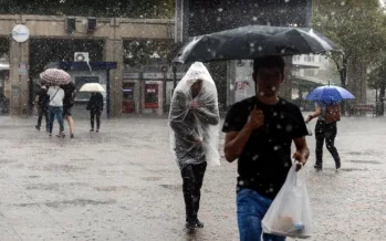Sıcaklıklar 6 derece birden düşecek: İstanbul'da kavurucu sıcaklar yerini sağanağa bırakıyor