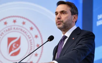 Bakan Bayraktar: İklim finansmanına erişim sağlanmazsa küresel dönüşüm başarısız olur Bakan Bayraktar: İklim finansmanına erişim sağlanmazsa küresel dönüşüm başarısız olur