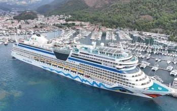 Marmaris’e demir atan  Aida Stella 2 binden fazla turist getirdi
