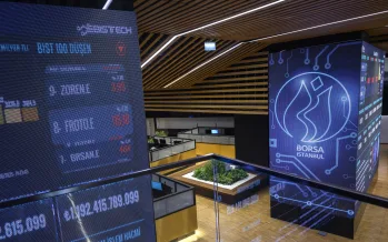 Borsa İstanbul günün ilk yarısında yüzde 0,98 değer kaybetti