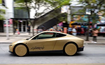 Tesla direksiyonsuz Cybercab satışlarına yıl sonunda başlıyor
