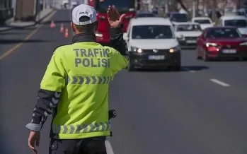 İstanbul'da bazı yollar trafiğe kapanıyor