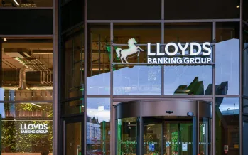 İngiliz bankacılık devi Lloyds'un karı neredeyse ikiye katlandı İngiliz bankacılık devi Lloyds'un karı neredeyse ikiye katlandı