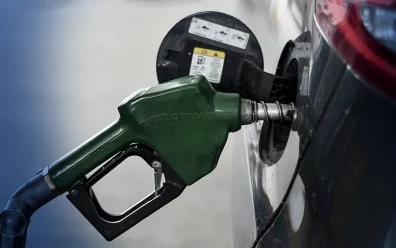 Benzine zam mı geldi?