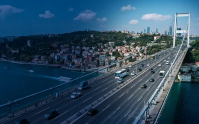 FSM Köprüsü'nden 2,3 milyar araç geçti
