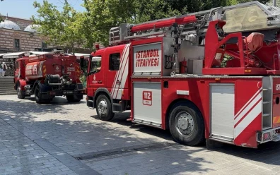 SON DAKİKA | Mısır Çarşısı'nda yangın: İtfaiye ekipleri kısa sürede kontrol altına aldı