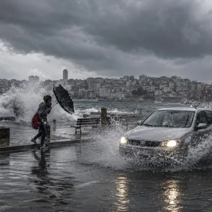 METEOROLOJİ İSTANBUL SON DAKİKA: Valilikten 'Fırtına' uyarısı! Kuvvetli yağış geliyor