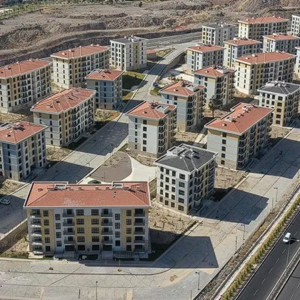 Bakan Kurum: Deprem bölgesinde saatte 23 konut ürettik