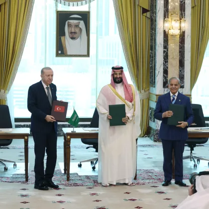 SON DAKİKA | Savunmada tarihi ittifak: Türkiye, Suudi Arabistan ve Pakistan 'Mekke Anlaşması'nı imzaladı