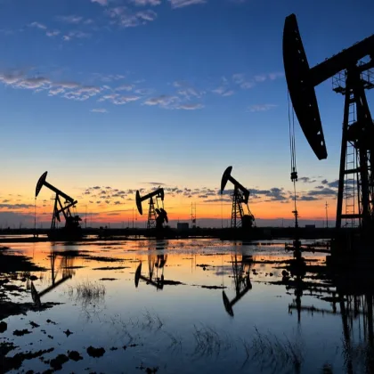 Hürmüz’de anlaşma umudu zayıfladı: Petrol 84.4 dolara yükseldi