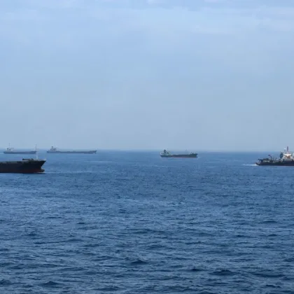 Hürmüz Boğazı’nda gizli koridor: ABD’nin petrol tankerleri için güvenli geçiş sağladığı iddia edildi