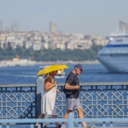 Yurt genelinde kavurucu sıcaklar etkili olacak: İstanbul'da mevsim normalleri aşılacak