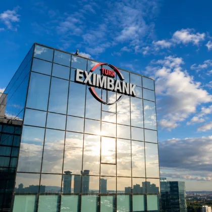 İhracatçıya finansman desteği büyüdü: Eximbank'tan 32 milyar dolarlık kaynak