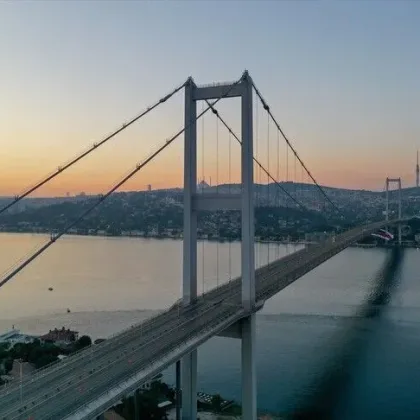 Bakanlıktan otoyol ve köprülerin özelleştirilmesindeki iddialara ilişkin açıklama: Mülkiyet devlette kalacak Bakanlıktan otoyol ve köprülerin özelleştirilmesindeki iddialara ilişkin açıklama: Mülkiyet devlette kalacak