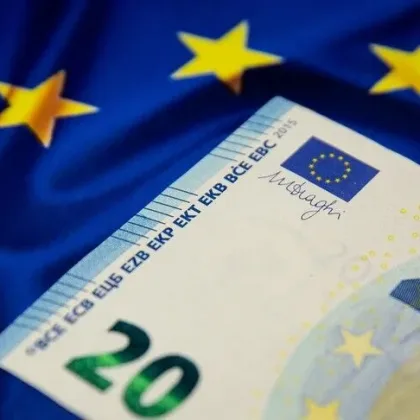 Euro Bölgesi'nde enerji şoku etkileri: Enflasyon tahminleri yukarı yönlü revize edildi