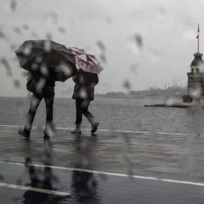İstanbul'da hava bir anda değişecek: Sıcaklık 14 dereceye kadar gerileyecek