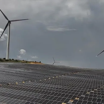 Enerji üretiminde dönüşüm: 10 yılda güneş ve rüzgardan 442,2 teravatsaat elektrik üretildi