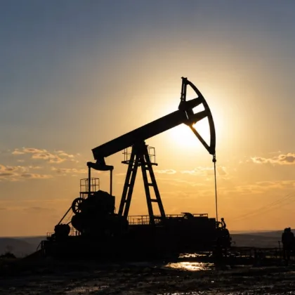 Hürmüz'de gemi saldırısı haberleri ile petrol fiyatları yükseldi: Kritik eşik aşıldı