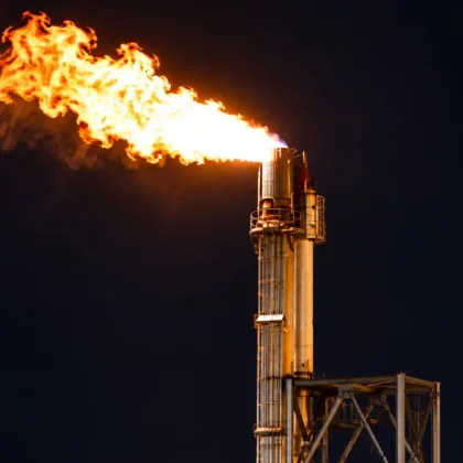Çin LNG'de dengeleri değiştirdi: Dünyanın en büyük alıcısından satıcısına dönüşüyor