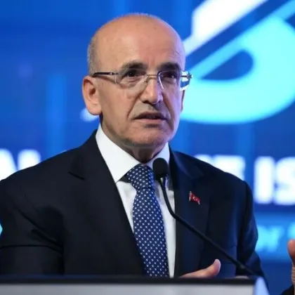 İhracatta güçlü artış: Bakan Şimşek'ten cari açık mesajı