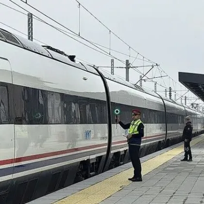 Edirne-Çerkezköy arası 55 dakikaya indi: Yeni hızlı tren hattında ilk sefer heyecanı