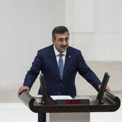 Ekonomide 2027 hedefleri belli oldu! Cevdet Yılmaz'dan enflasyon, büyüme ve sermaye piyasaları mesajı