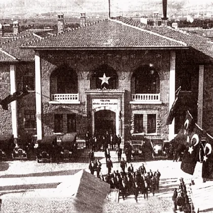 Türkiye Cumhuriyeti 103 yaşında: Milli egemenliğin temel taşı 29 Ekim'de atıldı