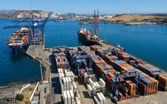 Gümrükte yeni dönem: İthalatçının belge yükü azalacak: Yüzde 5 sınırı getirildi Gümrükte yeni dönem: İthalatçının belge yükü azalacak: Yüzde 5 sınırı getirildi
