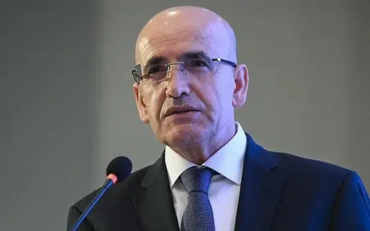 Bakan Şimşek'ten cari açık mesajı: Sürdürülebilir seviyelerde kalacak Bakan Şimşek'ten cari açık mesajı: Sürdürülebilir seviyelerde kalacak