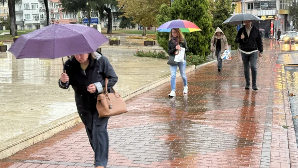 İçişleri Bakanlığı'ndan sarı kodlu uyarı: İstanbul dahil birçok büyükşehri etkileyecek İçişleri Bakanlığı'ndan sarı kodlu uyarı: İstanbul dahil birçok büyükşehri etkileyecek