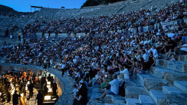 9. Uluslararası Efes Opera ve Bale Festivali, Tosca ile kapanış yaptı