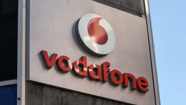 Vodafone’un en büyük hissedarı Fransız milyarder Xavier Niel oldu Vodafone’un en büyük hissedarı Fransız milyarder Xavier Niel oldu