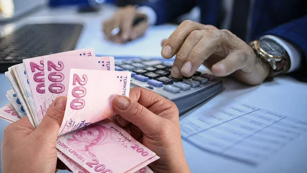 Vergi borcu taksitlendirmesine yoğun ilgi: 228 bin başvuru, 72 aya kadar taksit imkanı Vergi borcu taksitlendirmesine yoğun ilgi: 228 bin başvuru, 72 aya kadar taksit imkanı
