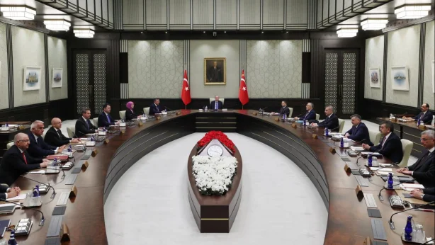Kabine yoğun gündemle bugün toplanacak: F-35 ve CAATSA masada Kabine yoğun gündemle bugün toplanacak: F-35 ve CAATSA masada