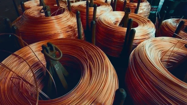Bakır fiyatlarında enflasyon endişesi: LME fiyatı 13.387 dolara indi Bakır fiyatlarında enflasyon endişesi: LME fiyatı 13.387 dolara indi