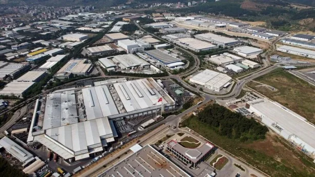 Serbest bölgelerde güçlü ilk yarı performansı: 14,3 milyar dolarlık ticaret hacminin yarısına yakını ihracattan geldi Serbest bölgelerde güçlü ilk yarı performansı: 14,3 milyar dolarlık ticaret hacminin yarısına yakını ihracattan geldi