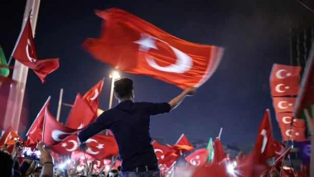 İş dünyasından 15 Temmuz mesajları İş dünyasından 15 Temmuz mesajları