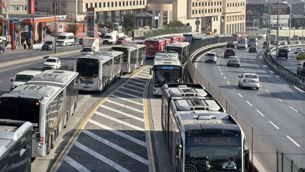15 Temmuz'da metrobüs güzergahı değişiyor