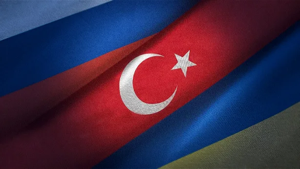 Türkiye'nin arabuluculuğunda görüşmelere açığız: Rusya'dan Ukrayna ile barış müzakereleri mesajı