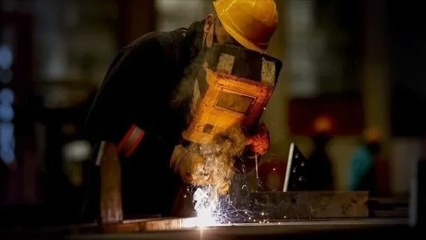 TÜİK açıkladı: Mayısta ücretli çalışan sayısı 15 milyonu aştı TÜİK açıkladı: Mayısta ücretli çalışan sayısı 15 milyonu aştı