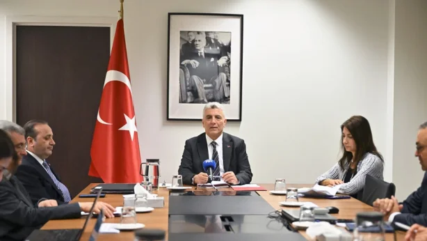 Bakan Bolat'tan Brüksel çıkarması: AB ile tam ekonomik entegrasyon içindeyiz Bakan Bolat'tan Brüksel çıkarması: AB ile tam ekonomik entegrasyon içindeyiz