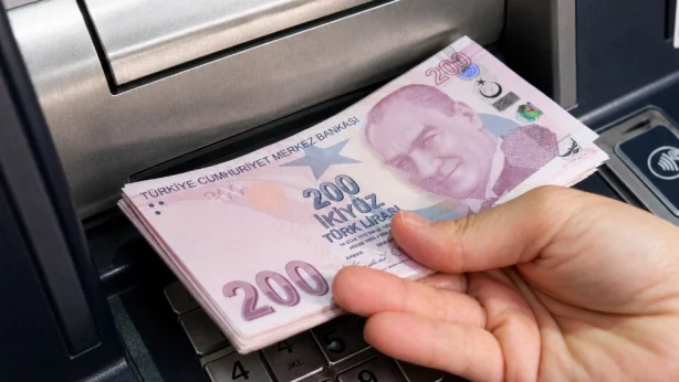 TCMB verileri açıkladı: TL mevduat 17.28 trilyon yükseldi, tüketici kredileri azaldı TCMB verileri açıkladı: TL mevduat 17.28 trilyon yükseldi, tüketici kredileri azaldı