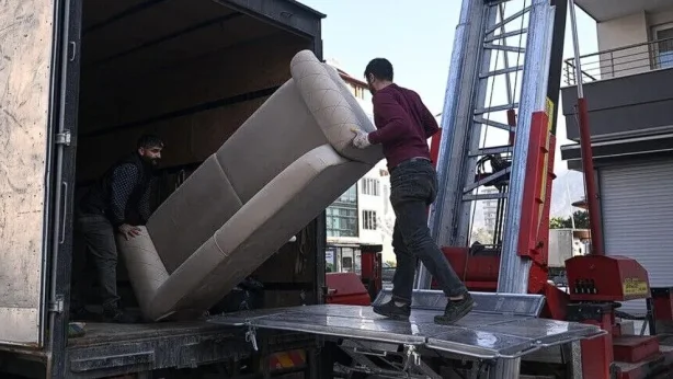 İş ve tayin nedeniyle en fazla göç alan şehir İstanbul oldu İş ve tayin nedeniyle en fazla göç alan şehir İstanbul oldu