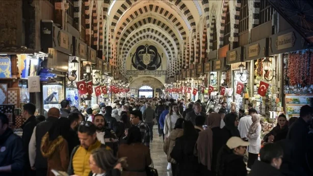 Harcamalar arttı: Yerli turist ilk çeyrekte 102,3 milyar TL harcadı Harcamalar arttı: Yerli turist ilk çeyrekte 102,3 milyar TL harcadı