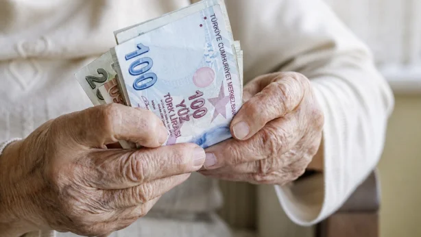 SGK’dan malulen emeklilik uyarısı: Erken emeklilik hakkı olmayanlar kimler? Bu kişilere aylık bağlanmıyor