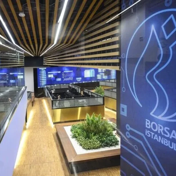 Borsa İstanbul'da ilk yarı performansı: 23 alt sektörden 21'i yatırımcısına kazandırdı