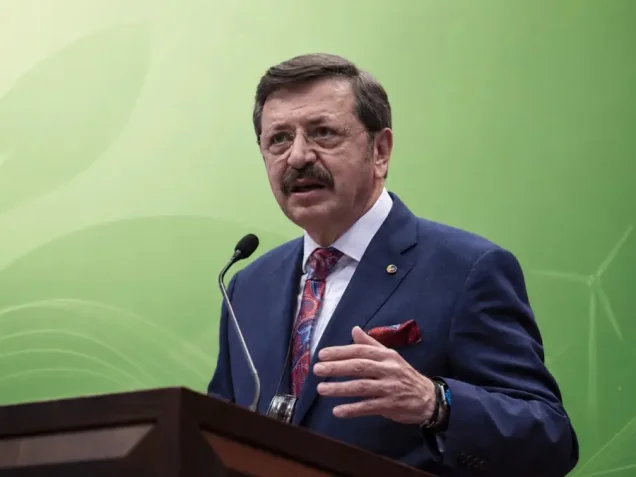 TOBB Başkanı Hisarcıklıoğlu'ndan COP31 öncesi Türkiye vurgusu: 'Yeşil dönüşümde öncü olma yolundayız' TOBB Başkanı Hisarcıklıoğlu'ndan COP31 öncesi Türkiye vurgusu: 'Yeşil dönüşümde öncü olma yolundayız'