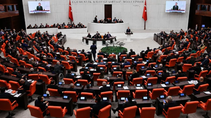 İŞTE MASADAKİ BAŞLIKLAR