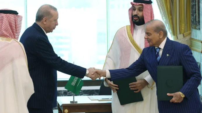 İslam İşbirliği Teşkilatı'ndan Mekke Anlaşması’na destek