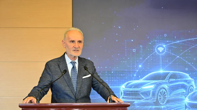 Tedarik zincirleri yeniden kuruluyor! İTO Başkanı Şekib Avdagiç: Büyük jeoekonomik fırsatı kaçırmamalıyız Tedarik zincirleri yeniden kuruluyor! İTO Başkanı Şekib Avdagiç: Büyük jeoekonomik fırsatı kaçırmamalıyız